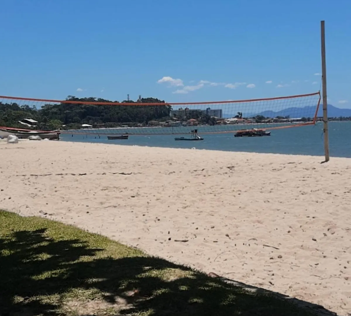 Apartamento Na Palhoca, Com Vista Para O Mar, Proximo A Mercados, Padarias E Farmacias. 0*,